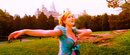 giphy.com/gifs/happy-reaction-amy-adams-S41q9kED4uVYA