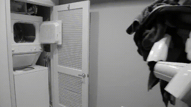 giphy.com/gifs/laundry-star-wars-stormtroopers-YE30zVuEf3Heo