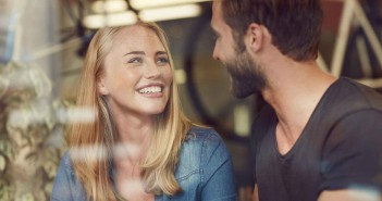 Schüchtern? Tipps vom Flirt-Profi Flirttipps vom Profi