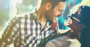 Wie flirtet eine frau richtig