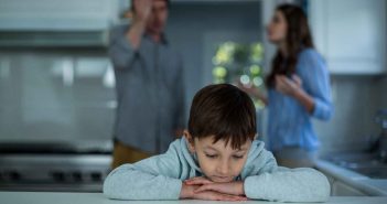 Wie viel Streit vor den Kindern ist ok? In jeder Beziehung sind kleine Reibereien zwischen den Partnern fester Bestandteil