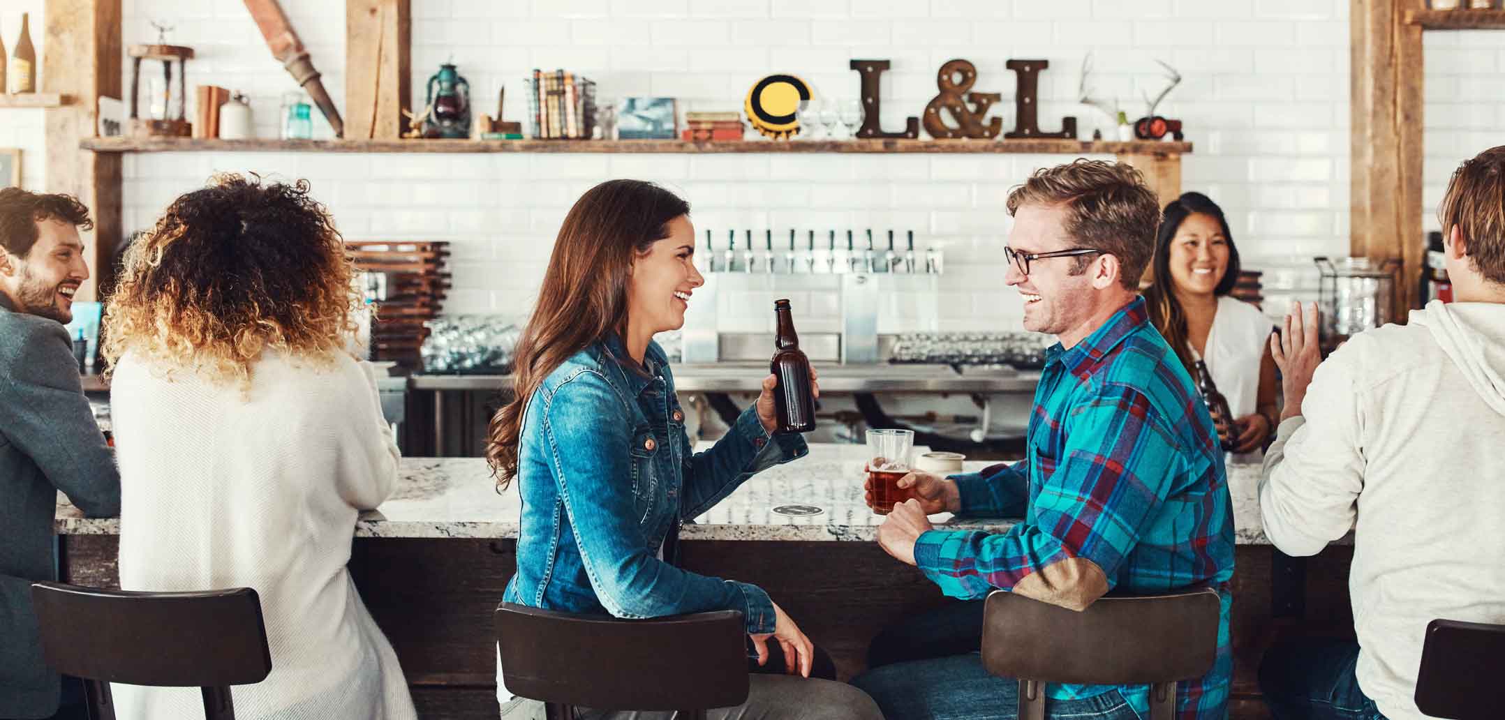 Ein alkoholisches Getränk beim Date geht klar, doch ein zweites kann bereits zu viel sein, wie unser Autor erfahren musste