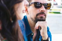 „Machst du schon wieder Drama?“ Über emotionale Balance in Beziehungen Männer stellen sich bei Diskussionen gerne mal taub. Ist Ignoranz der richtige Weg?