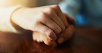 Was passiert mit der Liebe, wenn der Partner zum Pflegefall wird? Man muss die Pflege des Partners auch annehmen können
