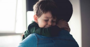 Väter, zeigt Emotionen – Pokerface war gestern! Väter, zeigt uns Kindern Eure Emotionen