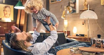 Mein Mann wollte kein Kind – und ich habe ihm heimlich eins untergeschoben Er wollte niemals Papa werden, nun ist er glücklicher Vater