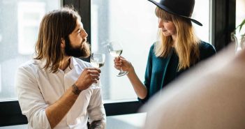 Frauen verführen – Diese 8 Fehler begehen die meisten Männer Es gibt einige Fehler, die Männer beim Verführen machen können
