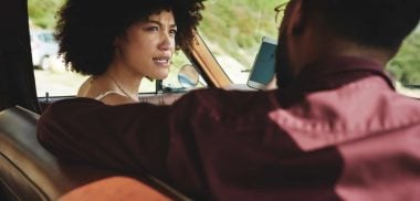 Gemeinsame Autofahrten: Warum sie für viele Paare Streit bedeuten